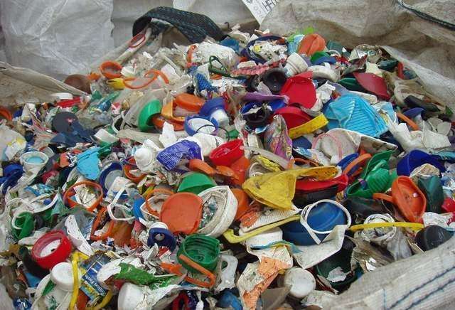 塑料废弃垃圾